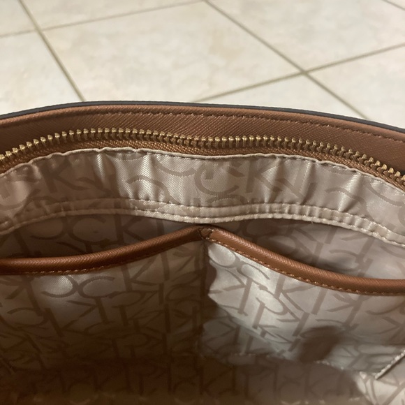 Brand New Calvin Klein Tote Bag 10/10 Condition - Picture 15 of 15